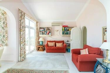 Villa com 3 quartos à venda em Santa Bárbara de Nexe
