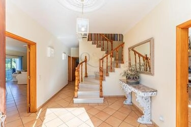 4 Bedroom Villa For Sale in Almancil