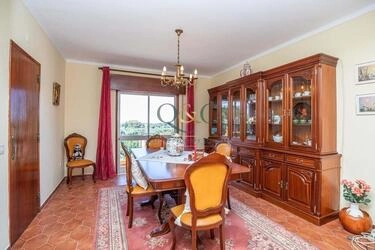 4 Bedroom Villa For Sale in Estoi