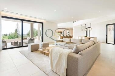 4 Bedroom Villa For Sale in Loulé (São Clemente)