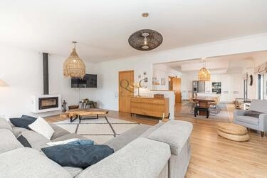 4 Bedroom Villa For Sale in São Brás de Alportel