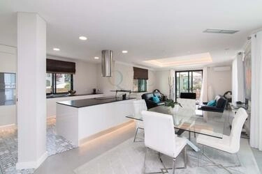 4 Bedroom Villa For Sale in Loulé (São Clemente)