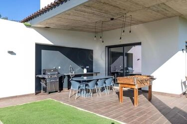 4 Bedroom Villa For Sale in Querença