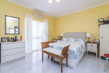 4 Bedroom Villa For Sale in Santa Bárbara de Nexe