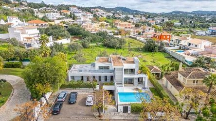 4 Bedroom Villa For Sale in São Brás de Alportel