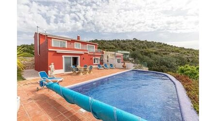 4 Bedroom Villa For Sale in Conceição