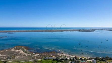 Unique sea-view property in Ria Formosa, near Olhão
