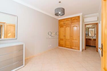Villa avec 4 chambres à vendre à Loulé (São Clemente)