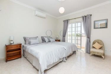 Villa avec 4 chambres à vendre à Boliqueime