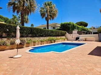 Villa com 4 quartos à venda em Almancil