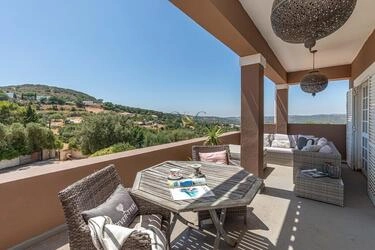 Villa com 4 quartos à venda em Santa Bárbara de Nexe