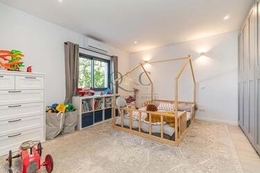 Villa com 4 quartos à venda em Santa Bárbara de Nexe