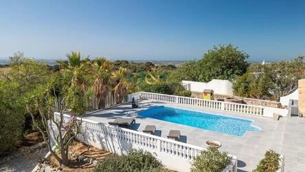 Villa com 4 quartos à venda em Santa Bárbara de Nexe