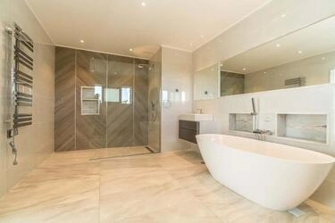 Villa com 4 quartos à venda em Santa Bárbara de Nexe