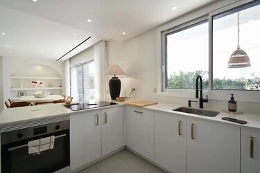 Villa com 4 quartos à venda em Santa Bárbara de Nexe