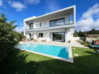 Villa com 4 quartos à venda em Santa Bárbara de Nexe