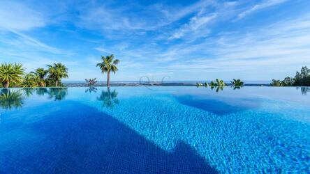 Villa com 4 quartos à venda em Santa Bárbara de Nexe