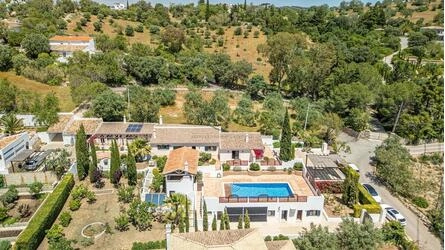 Villa com 4 quartos à venda em São Brás de Alportel