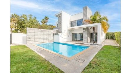Villa com 4 quartos à venda em São Brás de Alportel