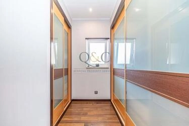 5 Bedroom Villa For Sale in Quarteira