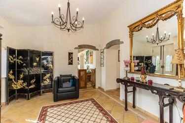 5 Bedroom Villa For Sale in Querença