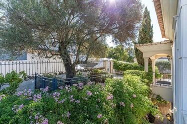 5 Bedroom Villa For Sale in Santa Bárbara de Nexe