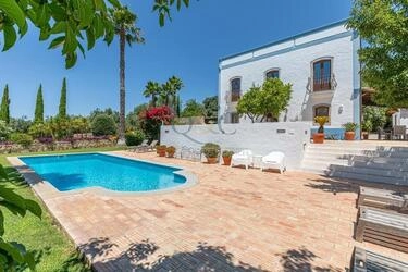 5 Bedroom Villa For Sale in São Brás de Alportel