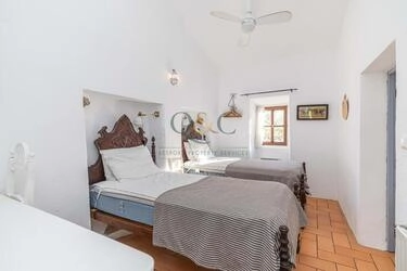 5 Bedroom Villa For Sale in São Brás de Alportel