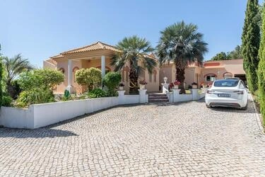5 Bedroom Villa For Sale in São Brás de Alportel