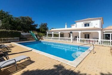 5 Bedroom Villa For Sale in Loulé (São Clemente)
