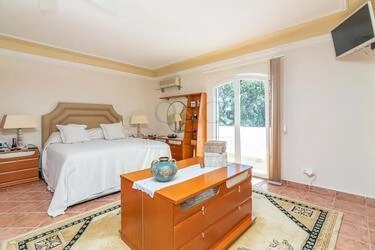 5 Bedroom Villa For Sale in Loulé (São Clemente)