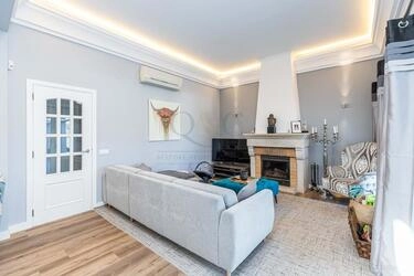 5 Bedroom Villa For Sale in São Brás de Alportel