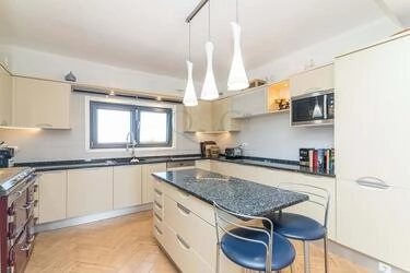 Villa avec 5 chambres à vendre à Conceição