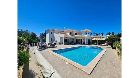 Villa com 5 quartos à venda em Almancil