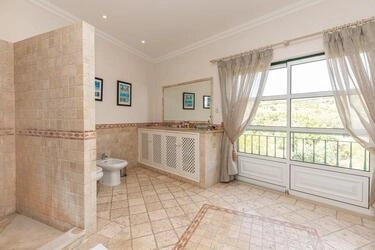Villa com 5 quartos à venda em Querença