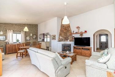 Villa com 5 quartos à venda em Santa Bárbara de Nexe