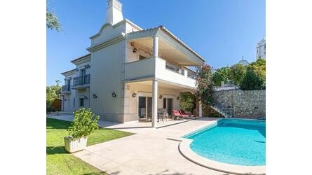 Villa com 5 quartos à venda em Santa Bárbara de Nexe