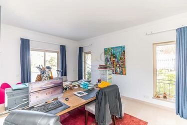 Villa com 5 quartos à venda em Santa Bárbara de Nexe