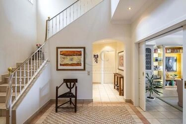Villa com 5 quartos à venda em Santa Bárbara de Nexe