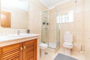 6 Bedroom Villa For Sale in São Brás de Alportel