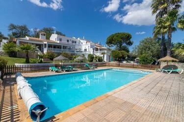 6 Bedroom Villa For Sale in Loulé (São Sebastião)