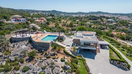 6 Bedroom Villa For Sale in São Brás de Alportel