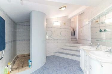Villa com 6 quartos à venda em Loulé (São Sebastião)
