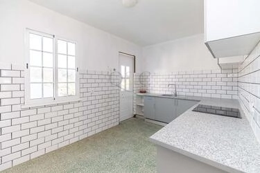 7 Bedroom Villa For Sale in Salir