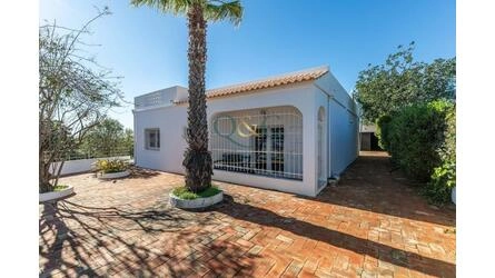 3 Bedroom Villa For Sale in Loulé (São Sebastião)